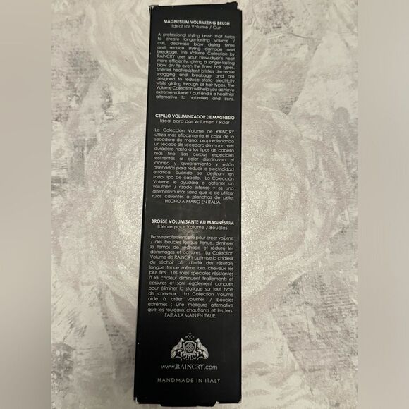 RAINCRY Magnesium Volumizing Large Barrel Brush - Picture 3 of 3